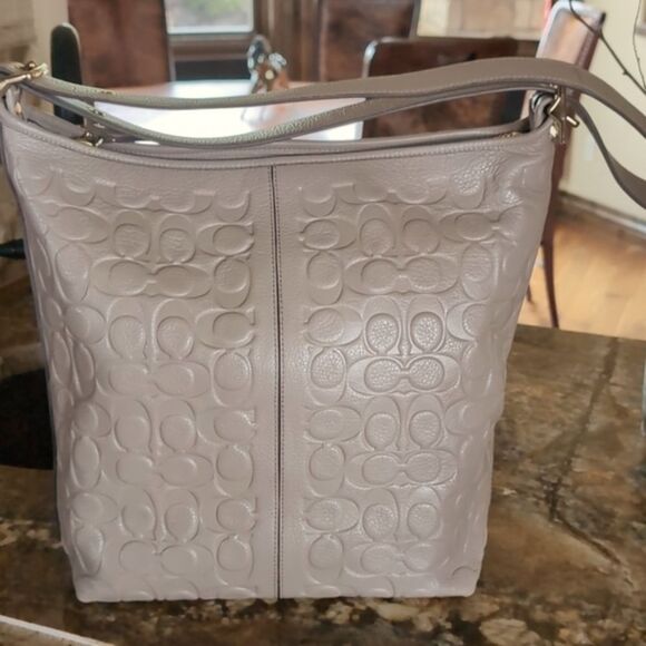 Vintage Coach Legacy Embossed Taupe HOBO Bag NWOT - Picture 5 of 17